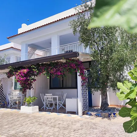 Agnuli Tatil Evi *